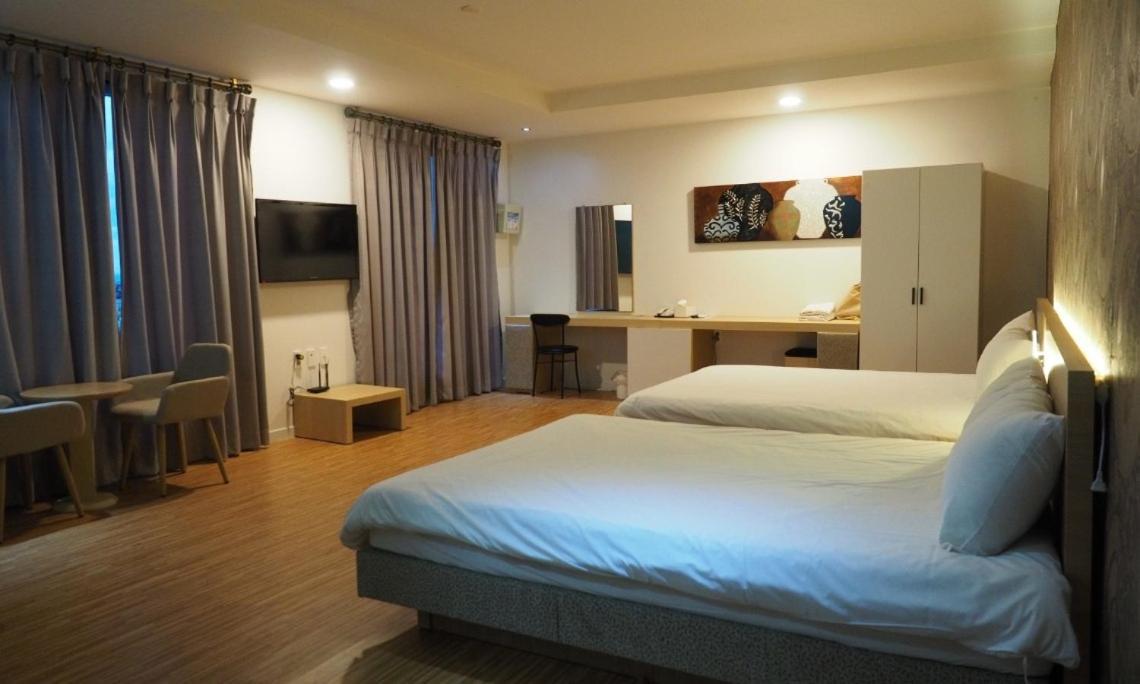 ג'גו Aurora Hotel מראה חיצוני תמונה