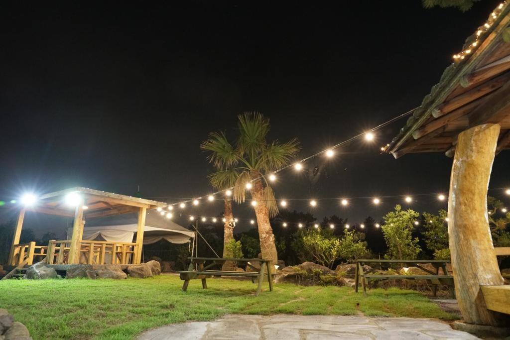 ג'גו Aurora Hotel מראה חיצוני תמונה