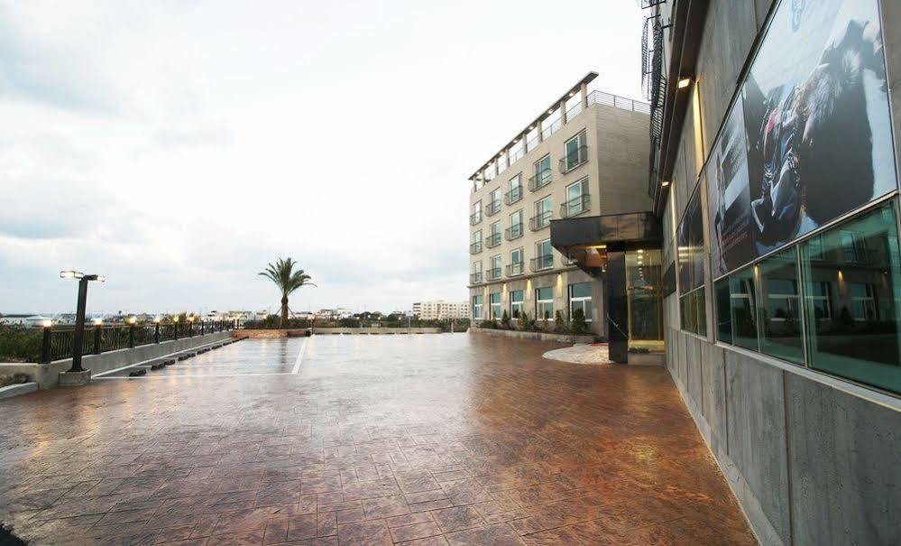 ג'גו Aurora Hotel מראה חיצוני תמונה